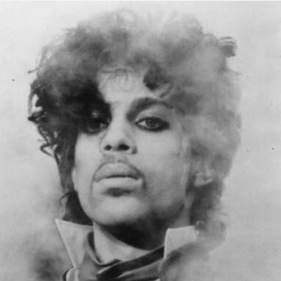 Meet your Posher, R - Picture 1 of 1